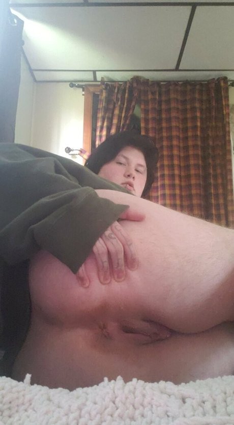 ftmincubus naked on onlyfans