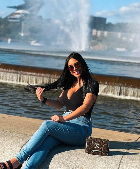 Marlee Fridley onlyfans naked