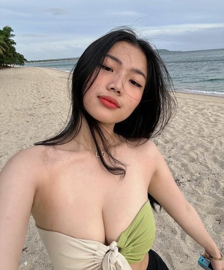 Caroline Lapena porn onlyfans