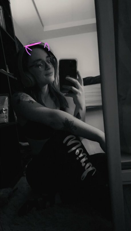 miniloupxxx onlyfans sex