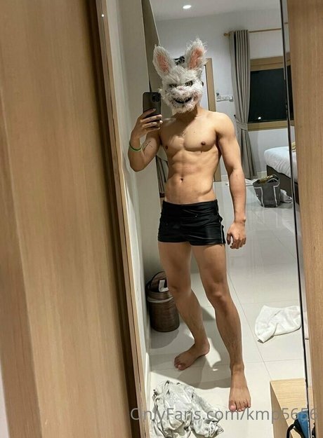 kmp5656 onlyfans model photos