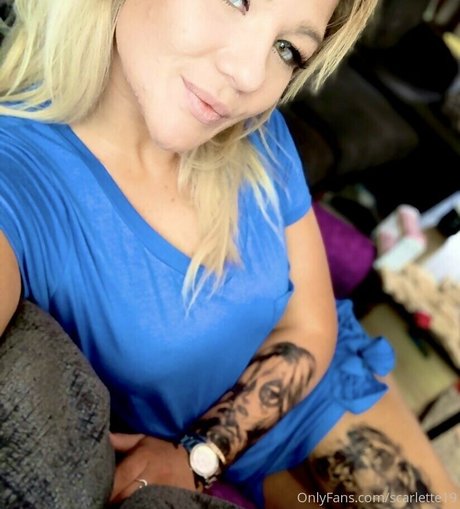 Scarlette James onlyfans strip tease