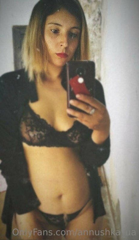 annushka ua nude onlyfans leaks
