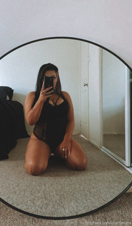 Charli Evans onlyfans content type