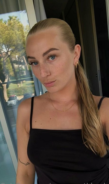 Youronlyblondieprincess leaked nudes onlyfans