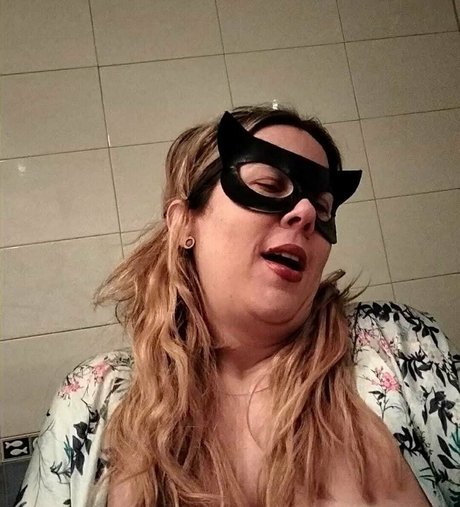 ladycurvy46 onlyfans nude photos