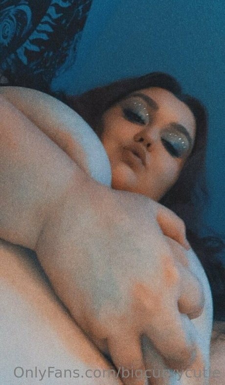 bigcurvycutie onlyfans nudes leaked