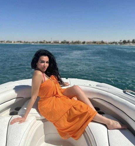 Mirhan Hussein onlyfans images