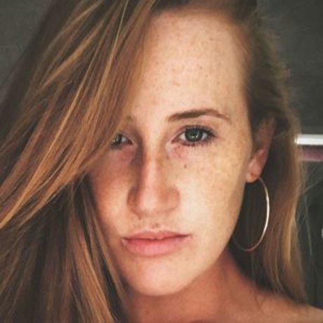 Clarabella joi onlyfans