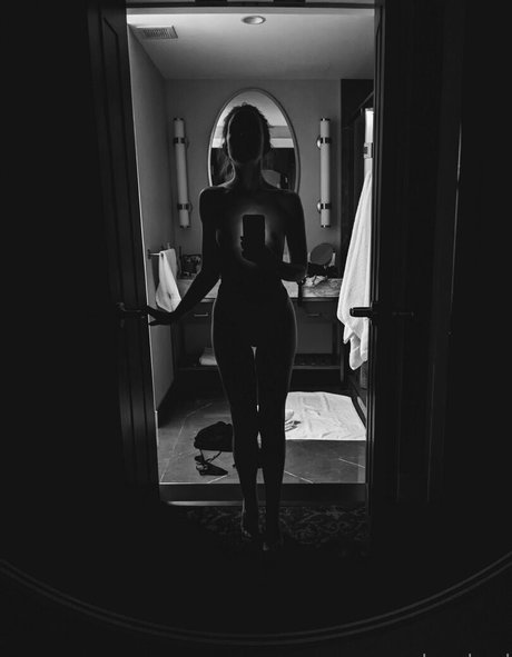 eveunleashed nudes onlyfans leaked