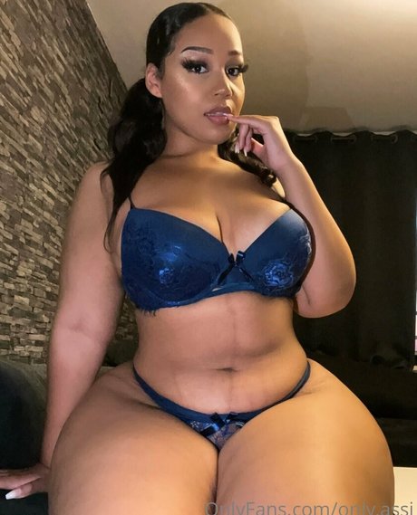 Marie Assie onlyfans explicit content
