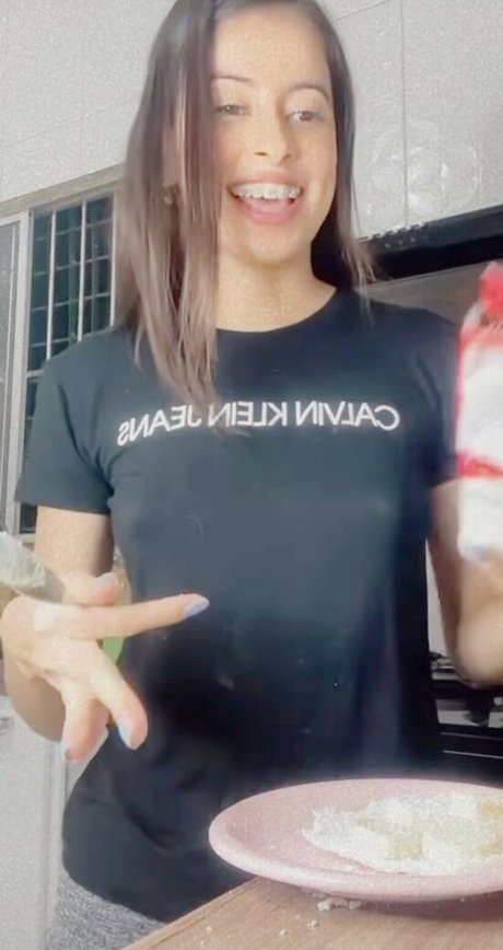 Daniele Lopes onlyfans nude leaked