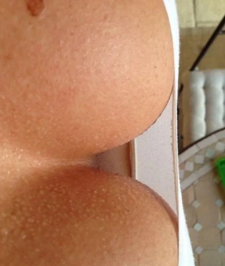 justcora76 sex onlyfans