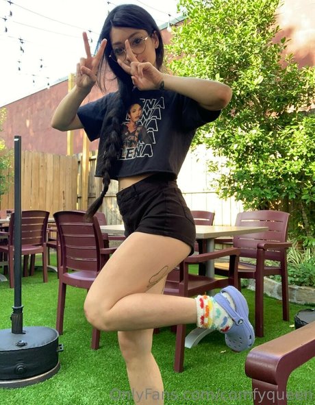 comfyqueen onlyfans nide