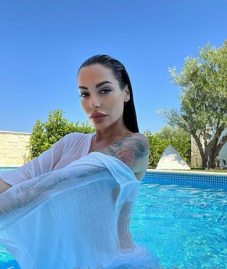 pawg threesome onlyfans beautiful nude depiction