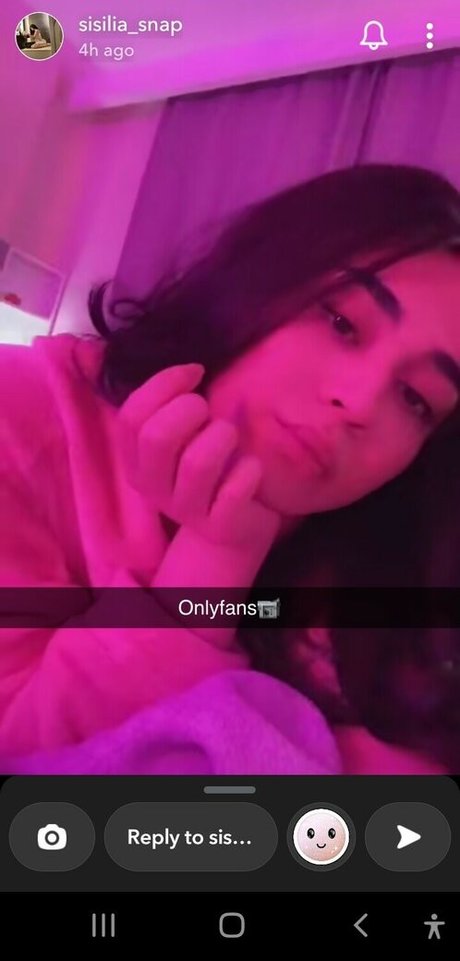 sisililslut onlyfans star