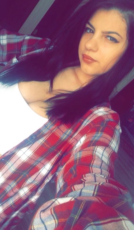 Roberta Ptru onlyfans leaked.