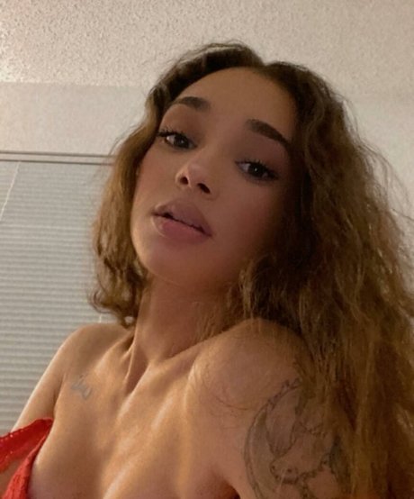 alyssaleaasmr onlyfans leak fuck