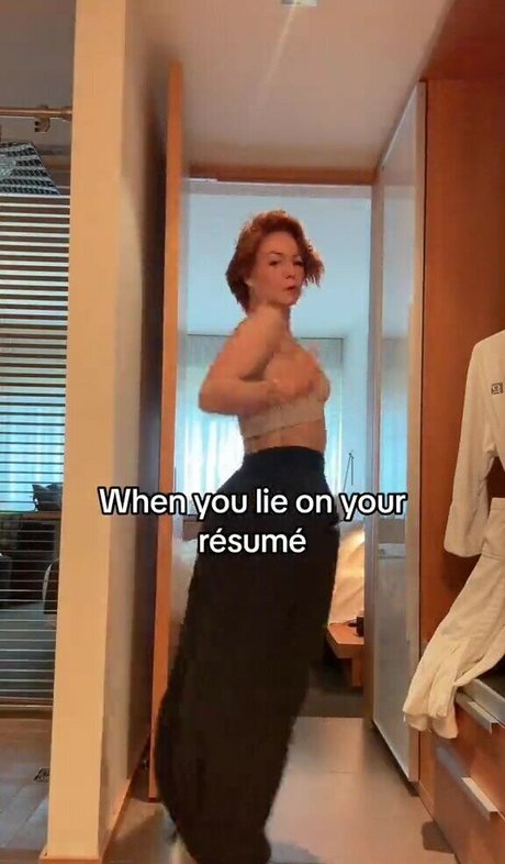 KallMeKris sexy onlyfans