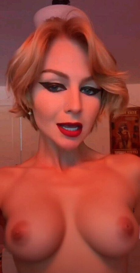 KallMeKris naked onlyfans leaked