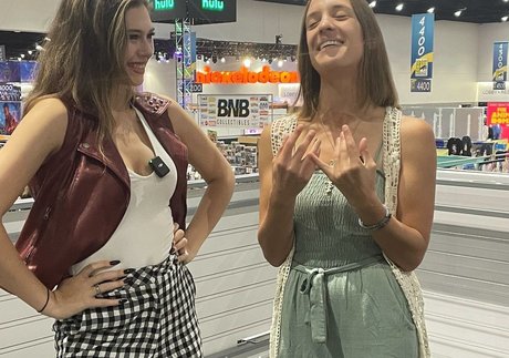 Ashley Victoria Robinson only fans