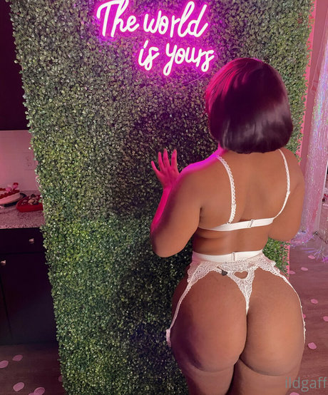 lips onlyfans free sex photo