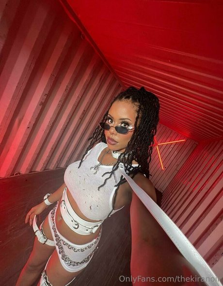 thekiranoir onlyfans sexy