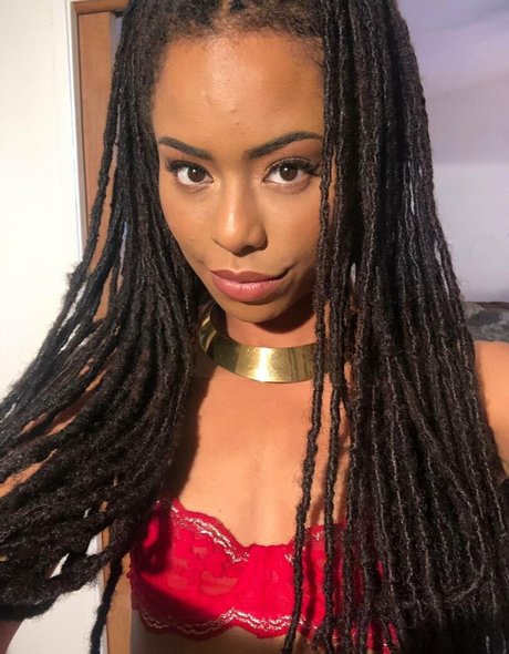 squirt teen onlyfans hot porn still