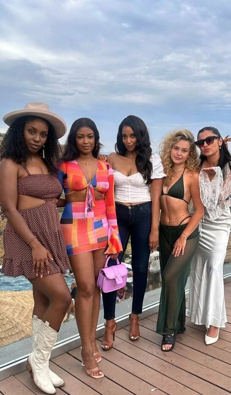 Brec Bassinger naked onlyfans pics