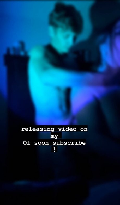 Rialovesyu nude onlyfans pics