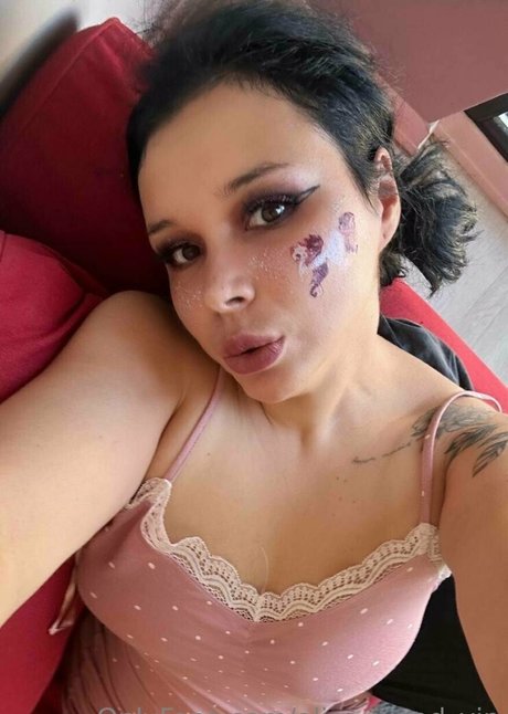 alice wood vip Profile pic