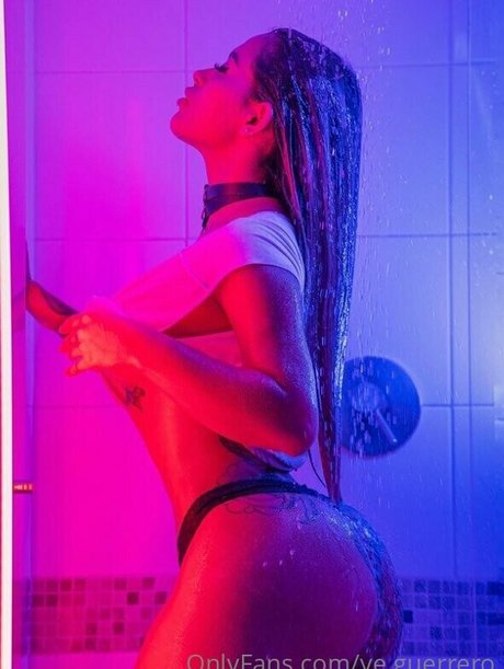 ye guerrero onlyfans ass
