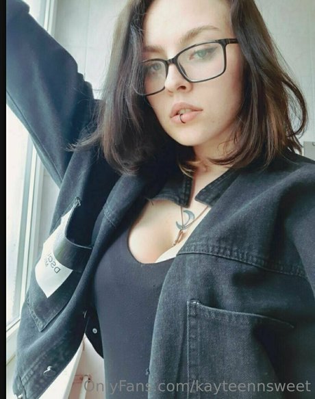 kayteennsweet onlyfans posts
