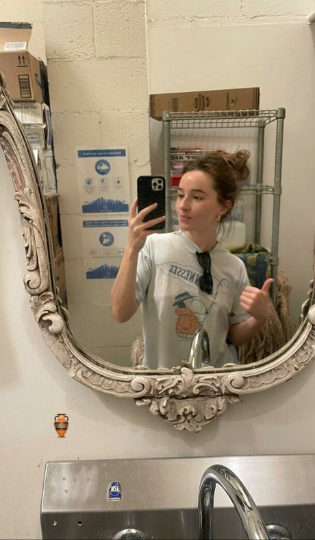 Kaitlyn Dever xxx onlyfans