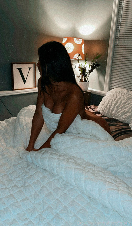 rubeeofficial onlyfans pic