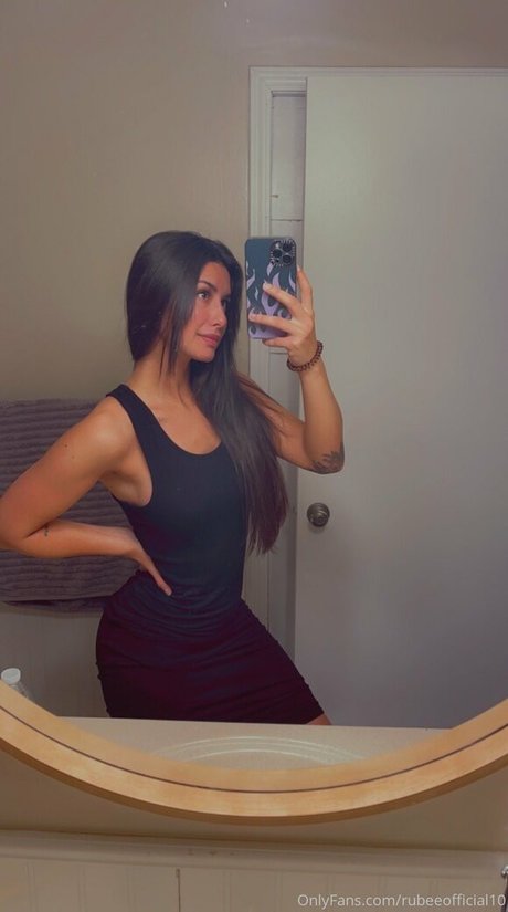 rubeeofficial nude onlyfans leak