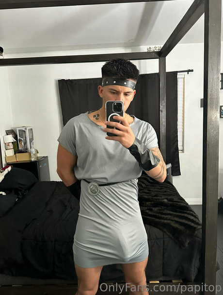 papitop strip onlyfans