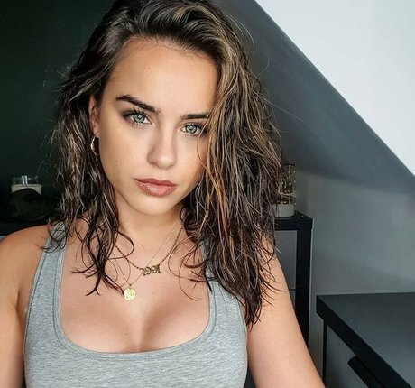 Georgia May Foote nude only fans