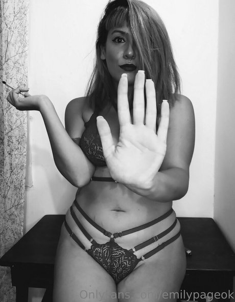 emilypageok onlyfans leak