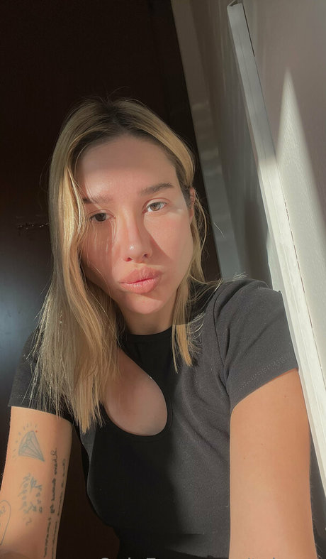 kira evans sextape onlyfans