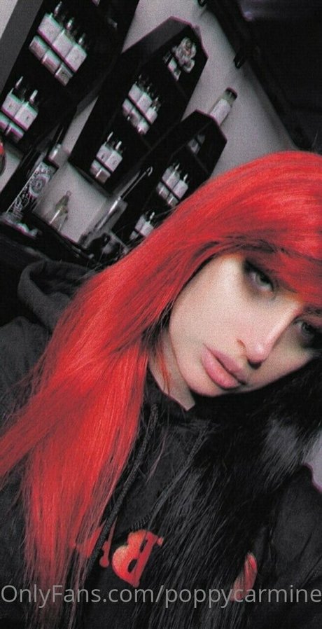 poppycarmine onlyfans leak