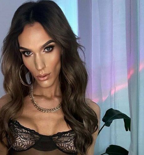 aparisi ts onlyfans porn leaks