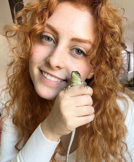 Octavia Marlowe onlyfans sex leaked