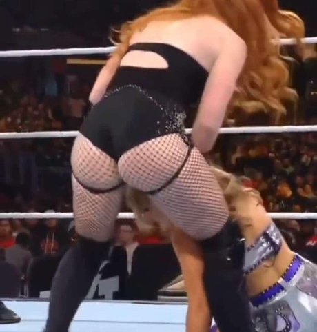 Isla Dawn onlyfans nude leaks