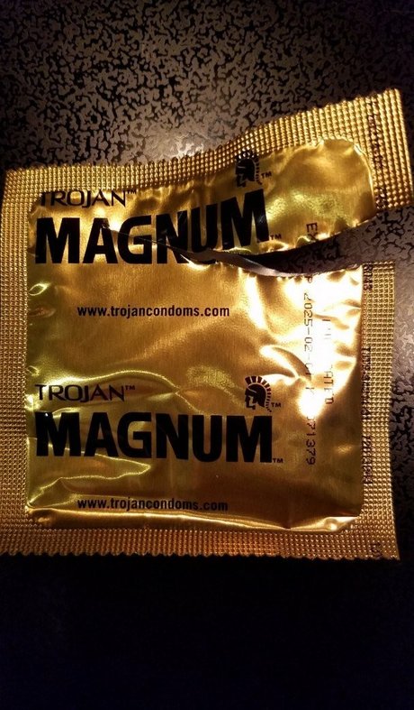 Hotwife feet onlyfans