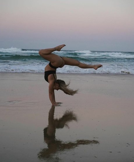 Racharmstrong onlyfans nsfw