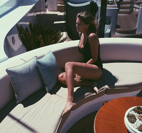 Lindsey Kevitch onlyfans model photo