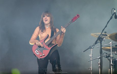 Victoria De Angelis leaked only fans porn