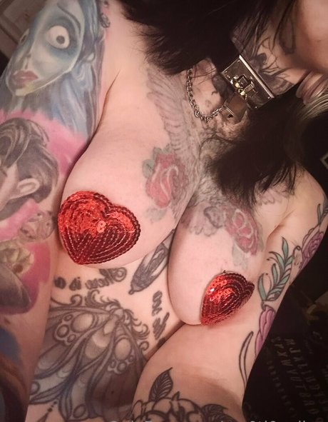 em0ti0naljpg onlyfans leaks naked