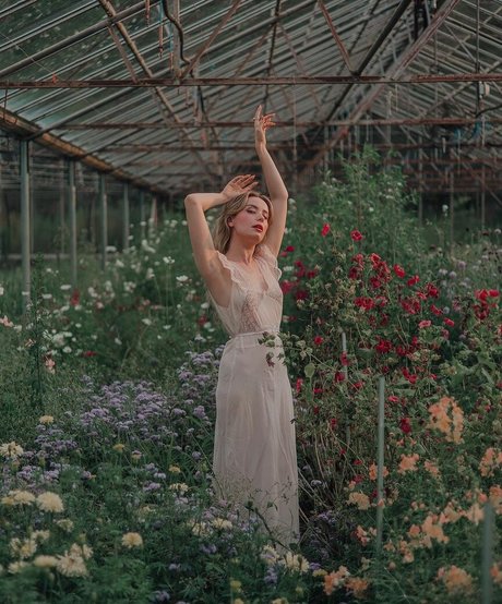 queen astraea onlyfans leak ass